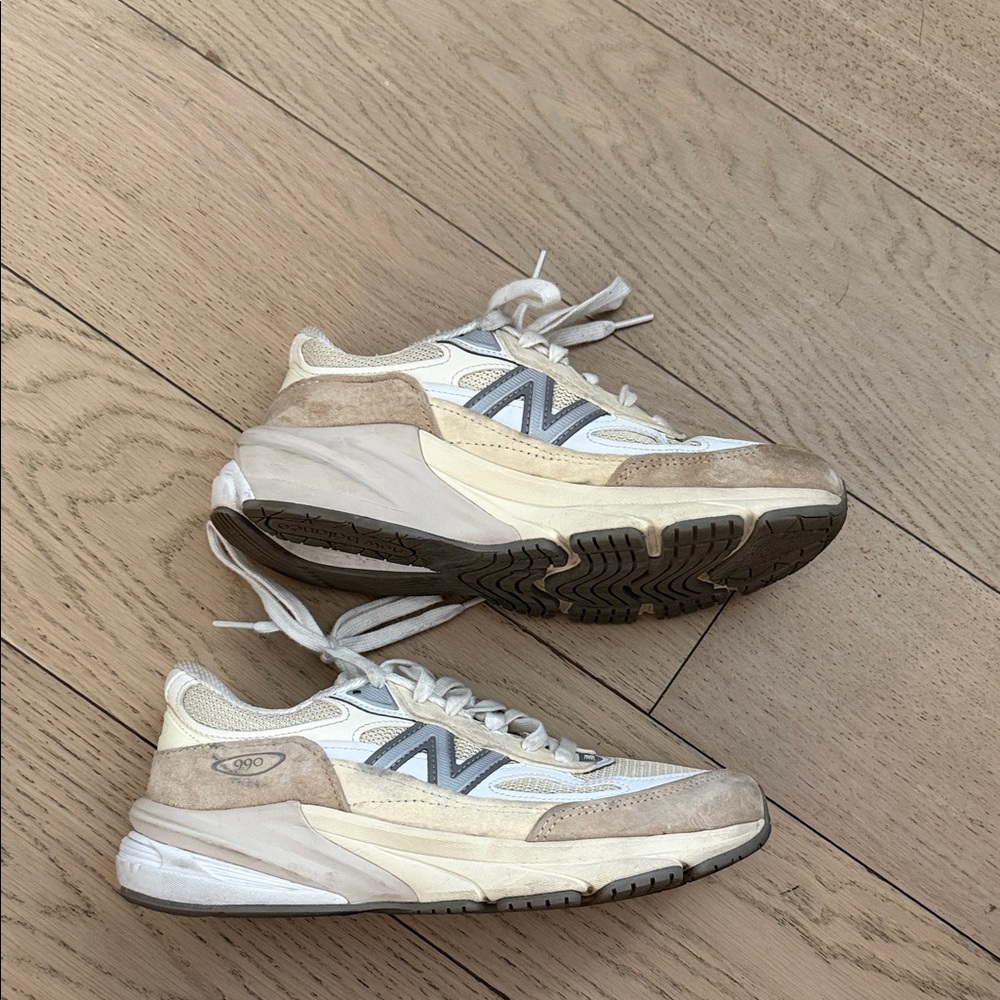 New Balance cream 990s